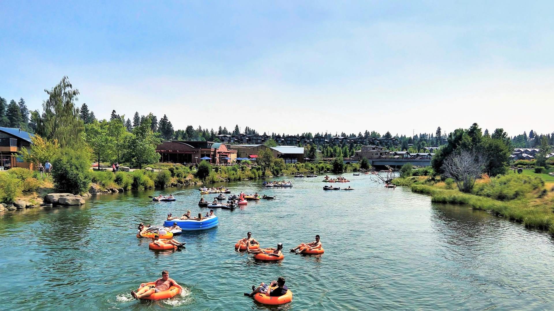 Deschutes River Float Bunk+Brew Historic Lucas House Bend, Oregon